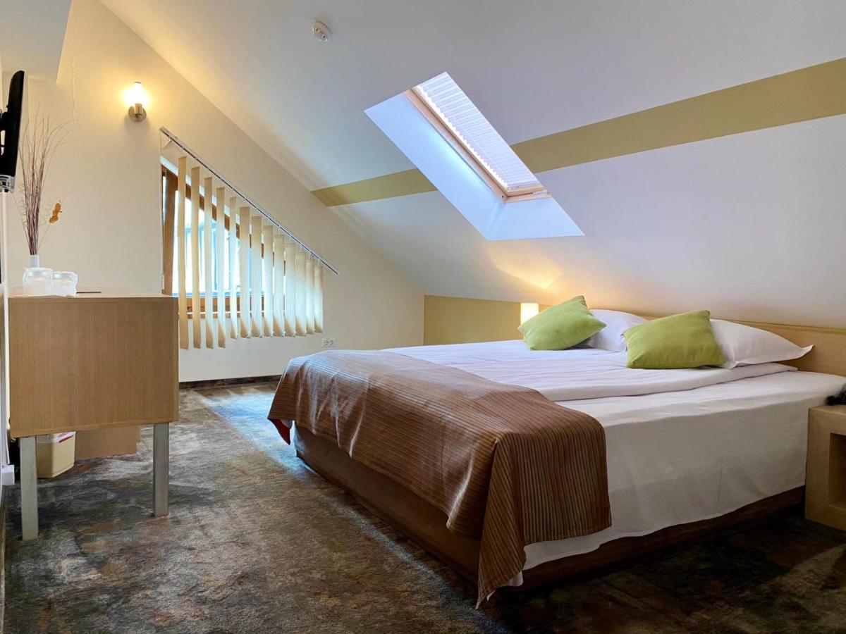 Hotel Escalade Poiana Brasov Esterno foto